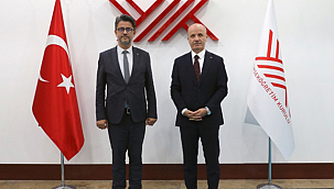 CÜNEYT ERENOĞLU'NDAN YÖK BAŞKANI PROF. DR. EROL ÖZVAR'A ZİYARET