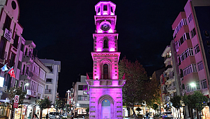 FARKINDALIK İÇİN PEMBE IŞIK!