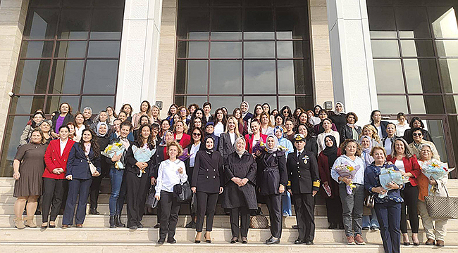 "GÖNÜL ELÇİLERİ İLE KORUYUCU AİLE FARKINDALIK TOPLANTISI" ÇANAKKALE'DE YAPILDI