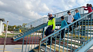 İL JANDARMA KOMUTANLIĞINDAN ÖĞRENCİLERE TRAFİK BİLİNCİ EĞİTİMİ