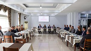 MÜDÜR HAYTA, BAYRAMİÇ'TE OKUL MÜDÜRLERİYLE BULUŞTU