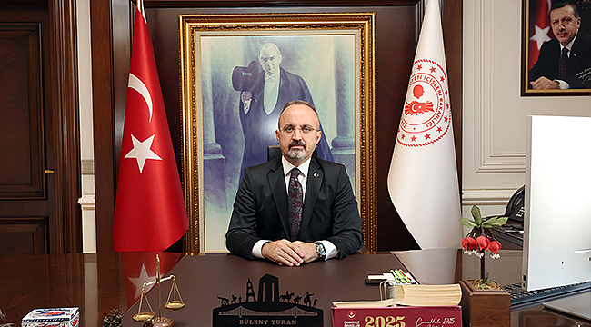 TURAN: "CUMHURİYET BAYRAMI, TÜRKİYE CUMHURİYETİ, CUMHURİYETİMİZ, 102 YAŞINDA"