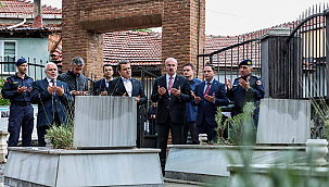 VALİ TORAMAN BİGA ŞEHİTLİĞİ'Nİ ZİYARET ETTİ