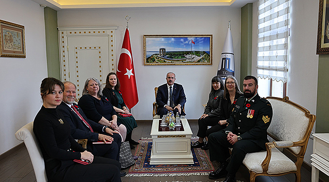 KANADALI HEYETTEN VALİ TORAMAN'A ZİYARET