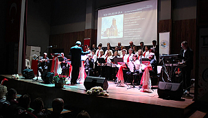 KEPEZ BELEDİYESİ TÜRK HALK MÜZİĞİ KOROSUNDAN CUMHURİYET COŞKUSU