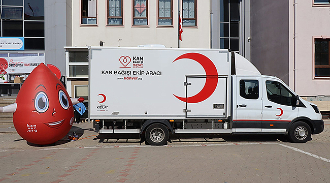 KIZILAY HAFTASI'NDA ÖRNEK DAYANIŞMA