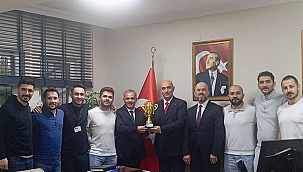 KUPA İL SAĞLIK MÜDÜRÜ'NE TAKDİM EDİLDİ