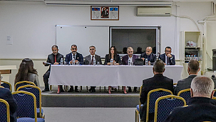 ORTAÖĞRETİM VE ÖZEL ÖĞRETİM KURUM MÜDÜRLERİ TOPLANTISI GERÇEKLEŞTİRİLDİ