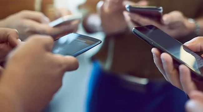 YURT DIŞINDAN GETİRİLEN TELEFONLARA DEV ZAM!