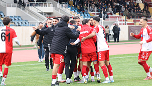 LİDER DUR DURAK BİLMİYOR