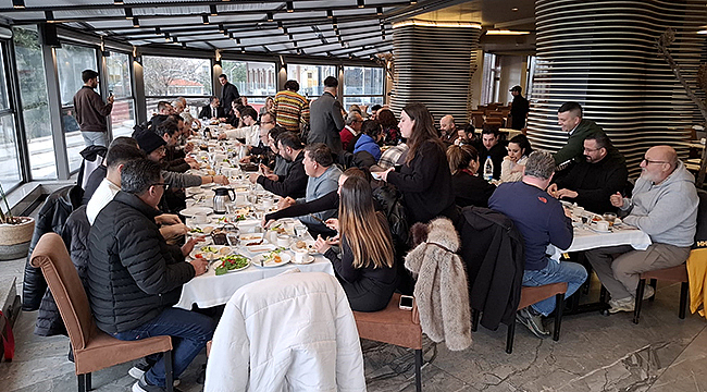 AK PARTİ TEŞKİLATI BASIN İLE BULUŞTU