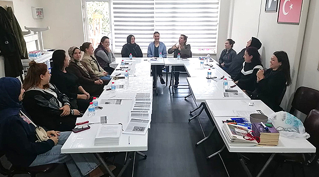 ANNE DESTEK EĞİTİMİ PROGRAMI DEVAM EDİYOR