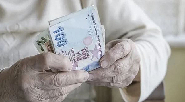 BAKAN GÖKTAŞ: "EVDE BAKIM YARDIMI ÖDEMESİNİ HESAPLARA YATIRMAYA BAŞLADIK"