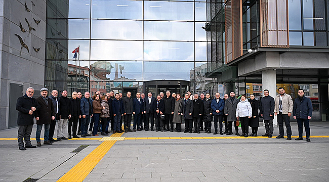 ÇAN'DAN BAŞKAN ERKEK'E ANLAMLI ZİYARET