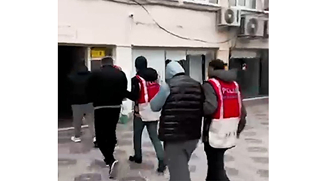 ÇANAKKALE'DE GÖÇMEN KAÇAKÇILIĞINA DARBE