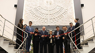 ÇOMÜ'DE MÜZİK VE SAHNE SANATLARI FAKÜLTESİ HİZMETE GİRDİ