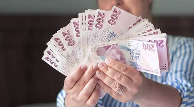 EN DÜŞÜK EMEKLİ AYLIĞI FARKI 4 ŞUBAT'TA HESAPLARDA