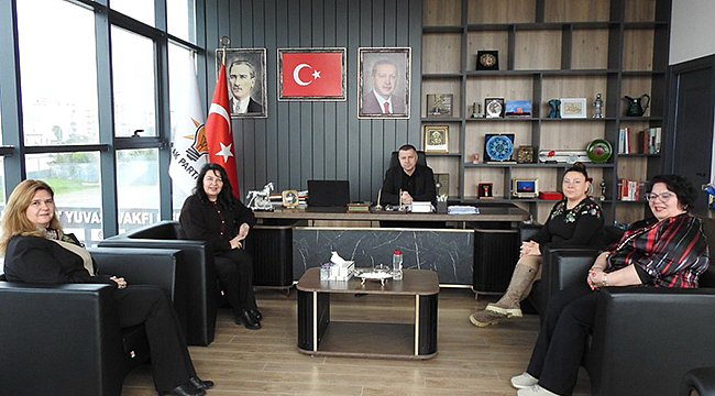 KADIN EMEĞİ DERNEĞİNDEN AK PARTİ İL BAŞKANLIĞINA ZİYARET