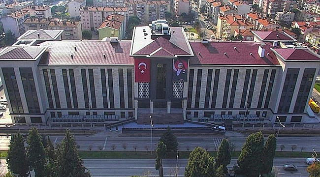 KEPEZ'DE KAÇAK TÜTÜN VE SİLAH OPERASYONU: 10 ŞÜPHELİYE İŞLEM