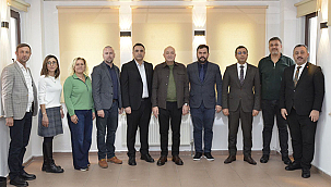 "STK'LAR SİYASİ PARTİLERİN BORAZANLIĞINI YAPMAMALI"