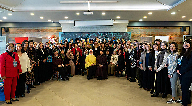 AK PARTİ KADIN KOLLARI'NDAN "KÖKLERDEN GELECEĞE" PROGRAMI