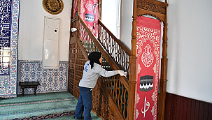 ÇANAKKALE BELEDİYESİ'NDEN CAMİLERDE RAMAZAN AYI TEMİZLİĞİ