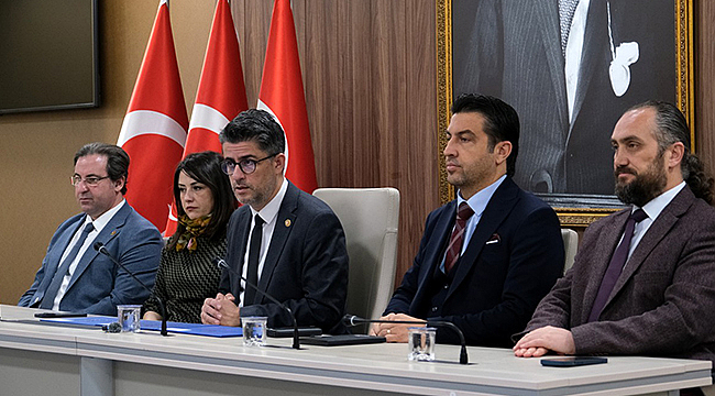 ÇOMÜ MESLEK YÜKSEKOKULLARI PROGRAMLARINA MEDEK AKREDİTASYON BELGELERİ TAKDİM EDİLDİ
