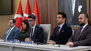 ÇOMÜ MESLEK YÜKSEKOKULLARI PROGRAMLARINA MEDEK AKREDİTASYON BELGELERİ TAKDİM EDİLDİ