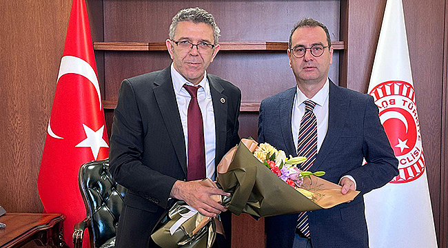 İYİ PARTİLİ RIDVAN UZ TBMM KATİP ÜYELİĞİ GÖREVİNE RESMEN BAŞLADI