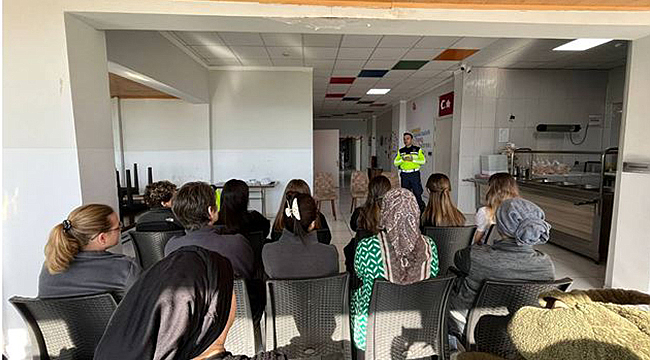 KARABİGA'DA KADIN ÇALIŞANLARA TRAFİK EĞİTİMİ