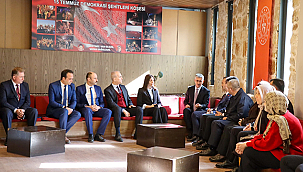 MİLLÎ EĞİTİM BAKAN YARDIMCISI NAZİF YILMAZ ÇANAKKALE'DE 