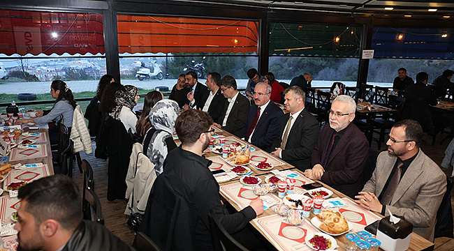 MÜSİAD ÇANAKKALE'DEN ÇOMÜ ÖĞRENCİLERİNE RAMAZAN İFTARI