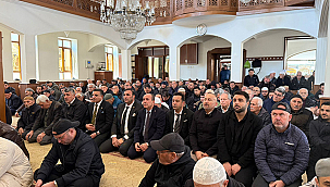 NECMETTİN ERBAKAN İÇİN MEVLİD-İ ŞERİF PROGRAMI DÜZENLENDİ