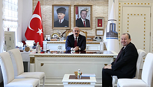 ŞADAN DOĞAN'DAN VALİ TORAMAN'A ZİYARET