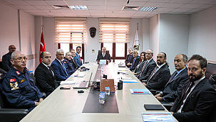 ÜNİVERSİTE GÜVENLİĞİ MASAYA YATIRILDI