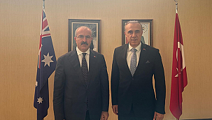 VALİ TORAMAN'DAN CANBERRA'DA BÜYÜKELÇİ GEZER'E ZİYARET