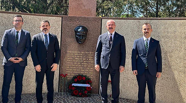 VALİ TORAMAN'DAN KANBERRA'DA ATATÜRK ANITI'NA ZİYARET