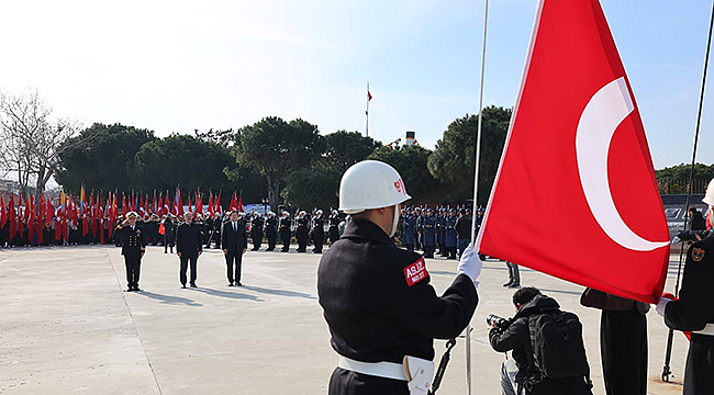 111 YIL SONRA DA AYNI RUH: "ÇANAKKALE GEÇİLMEZ"
