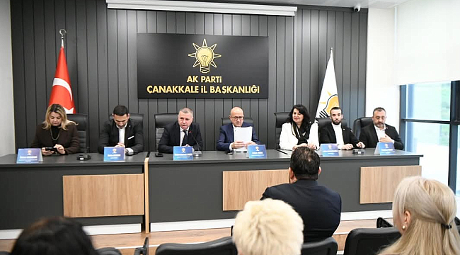 AK PARTİ'DE BAYRAMLAŞMA