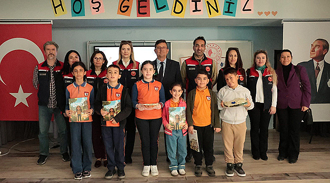 "BİR DAMLA SU, BİR DAMLA GELECEK" ETKİNLİĞİYLE ÖĞRENCİLERE SU BİLİNCİ AŞILANDI
