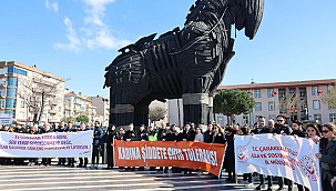 ÇANAKKALE'DE KADINA ŞİDDETE KARŞI FARKINDALIK YÜRÜYÜŞÜ