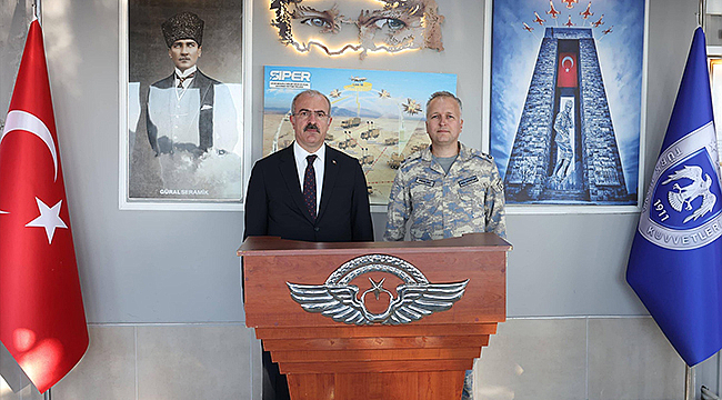 ÇANAKKALE VALİSİ TORAMAN'DAN 6. NİKE FİLO KOMUTANLIĞI'NA ZİYARET