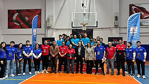 ÇOMÜ'LÜ GENÇ YAZILIMCILAR UZAY YOLUNDA TUA ASTRO HACKATHON'DA BÜYÜK BAŞARI