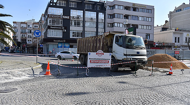 CUMHURİYET MEYDANI ÇEVRE DÜZENLEMESİ ÇALIŞMALARI DEVAM EDİYOR