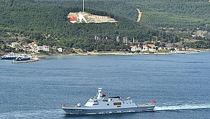 DENİZ KUVVETLERİ'NE AİT SAVAŞ GEMİLERİ ÇANAKKALE'DE ZİYARETE AÇILIYOR