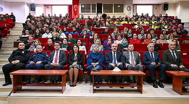 "EN İYİ NARKOTİK POLİSİ: ANNE" PROJESİ KAPSAMINDA BİLGİLENDİRME KONFERANSI DÜZENLENDİ