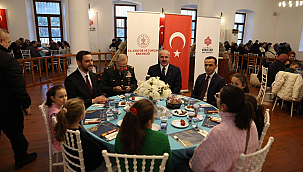 GELİBOLU MEVLEVİHANESİ'NDE İFTAR BULUŞMASI