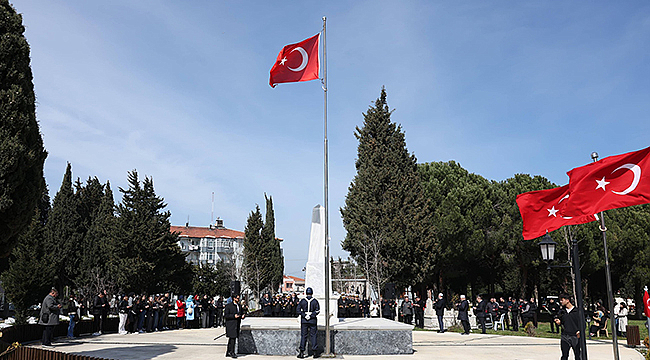 HASTANE BAYIRI ŞEHİTLİĞİ'NDE 18 MART ANMA PROGRAMI