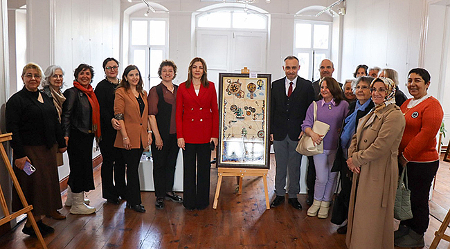 İL MİLLÎ EĞİTİM MÜDÜRÜ MİNE HAYTA "TARİHİN ÇİNİ İZLERİ" SERGİSİNİ ZİYARET ETTİ