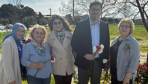 KEPEZ'DE 8 MART'TA KARANFİL DAĞITIMI